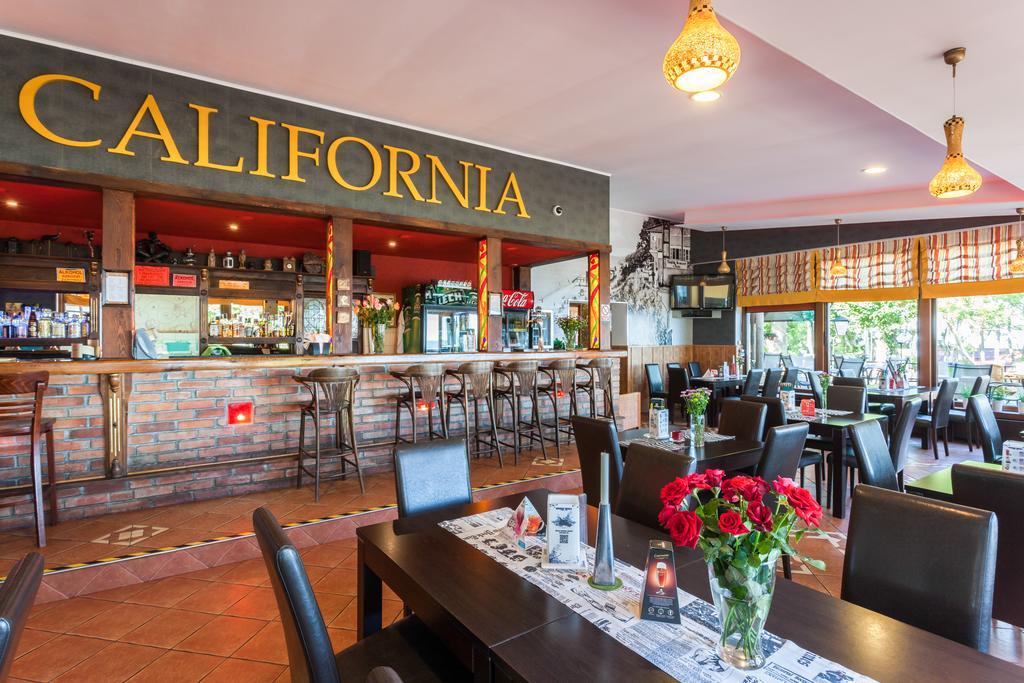 Dw California Panzió Rewal Kültér fotó
